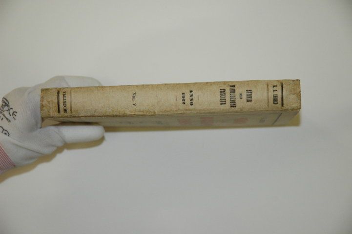 ProprietĂ privata - Volume a stampa - Dopo il restauro
