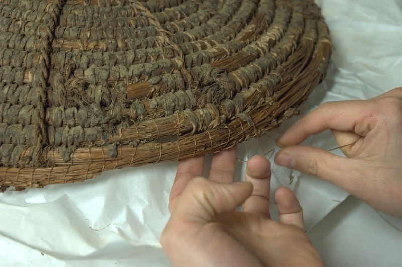 Fondazione Museo delle antichitĂ egizie di Torino Ceste funerarie Consolidamento fibre mediante cucitura a zampa d'oca