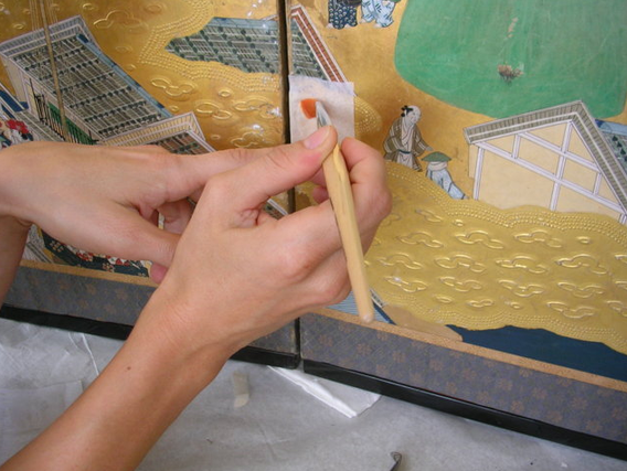 Museo d’Arte Orientale di Torino - Paravento giapponese - Rinforzo delle cerniere in carta con carta giapponese e amido di grano purificato (zin shofu)