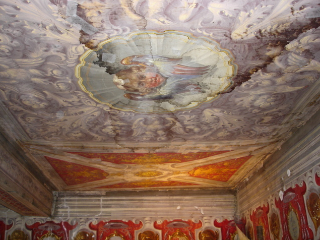Pontificio Istituto Teutonico di S. Maria dell’Anima, Roma Piano primo Soffitto in carta dipinta intelata Prima del restauro