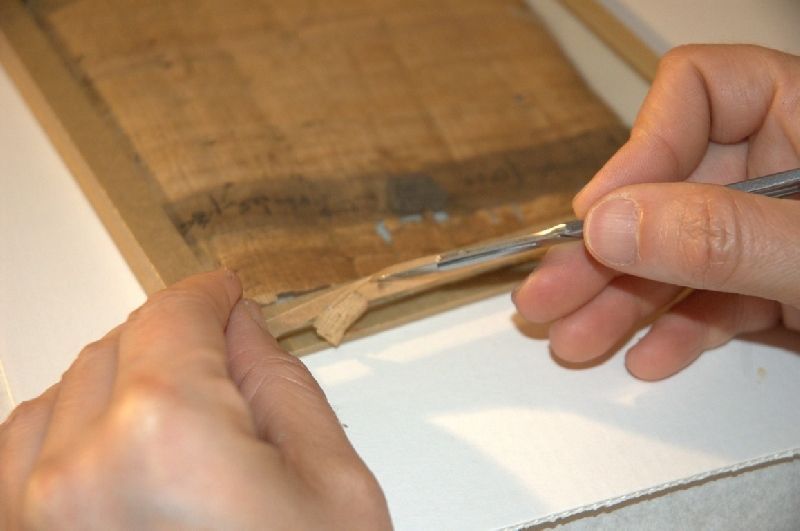 Fondazione Museo delle antichitĂ egizie di Torino Papiroteca Apertura vecchio sistema espositivo
