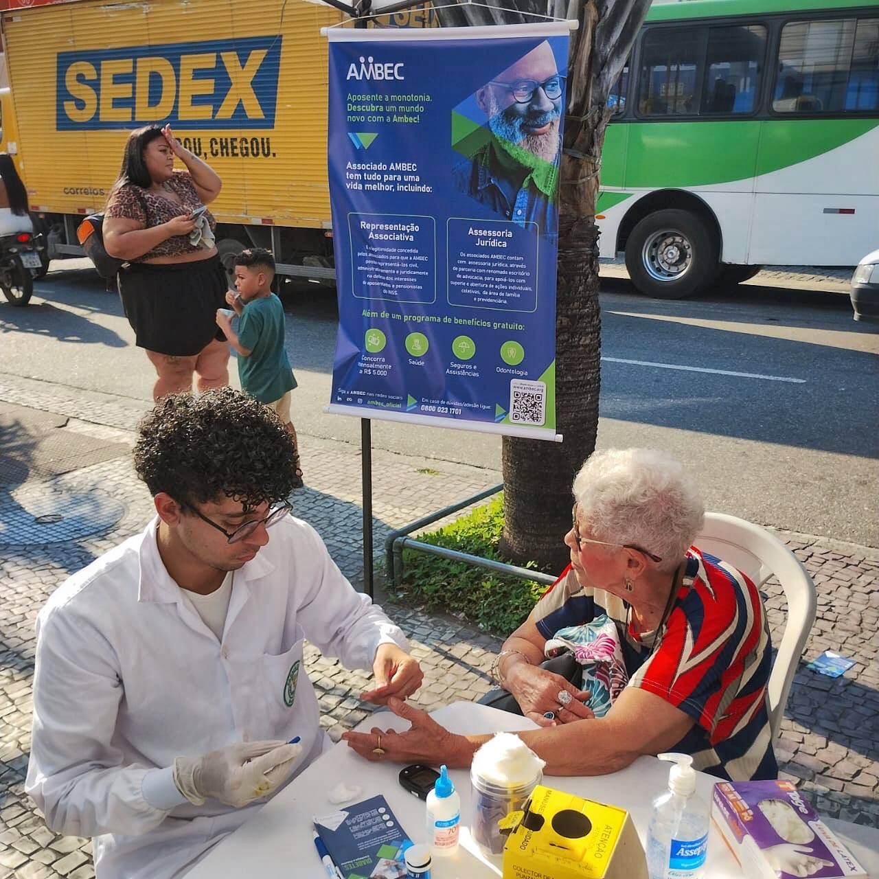 Ambec leva atividades de conscientização sobre o diabetes ao RJ