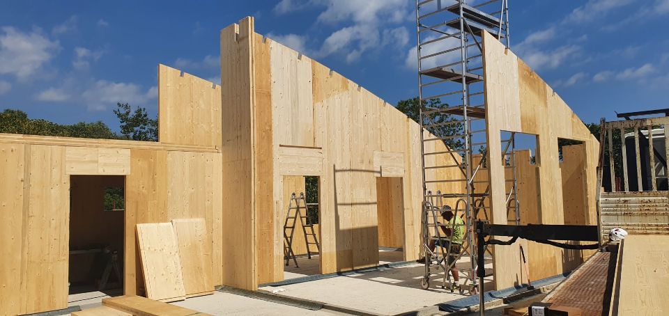 struttura di casa in legno X-Lam