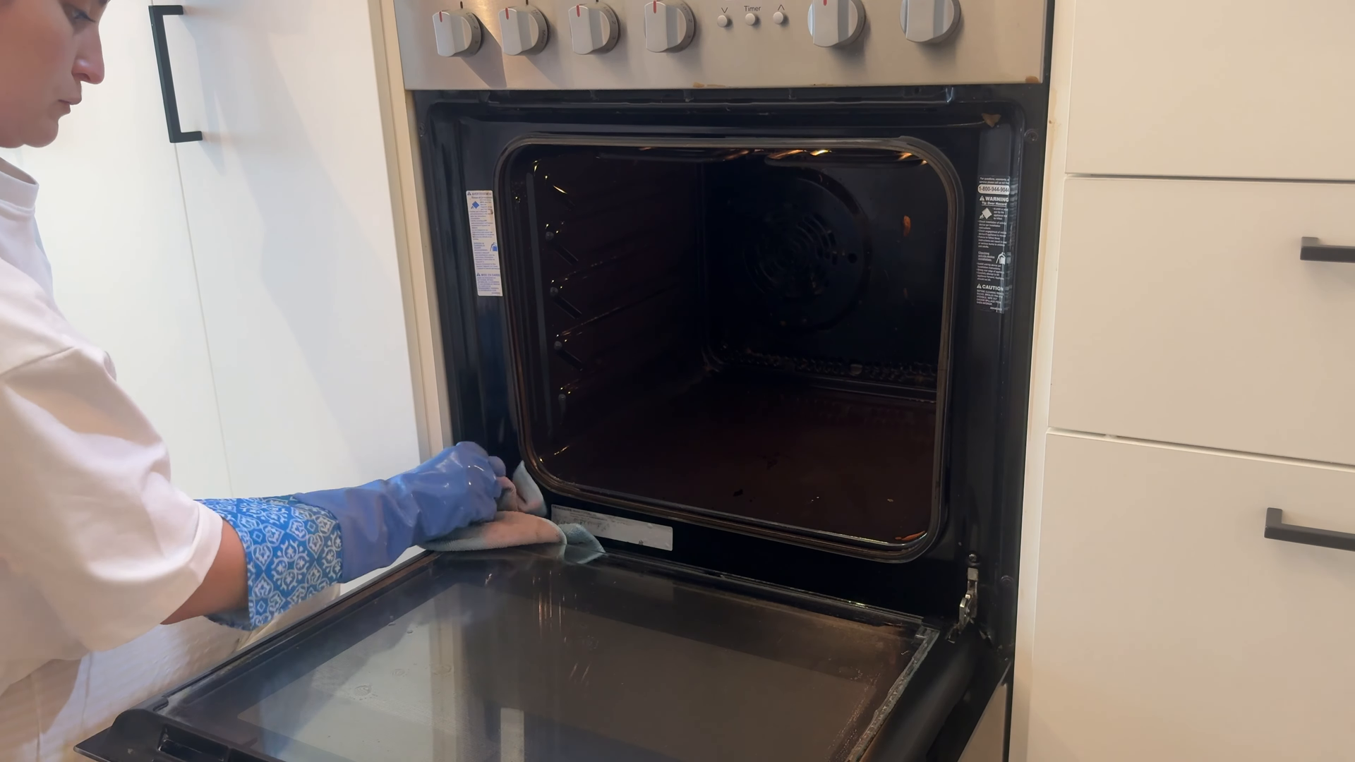 Empty closet cleaned and prepped for new tenant — move-in cleaning service NYC