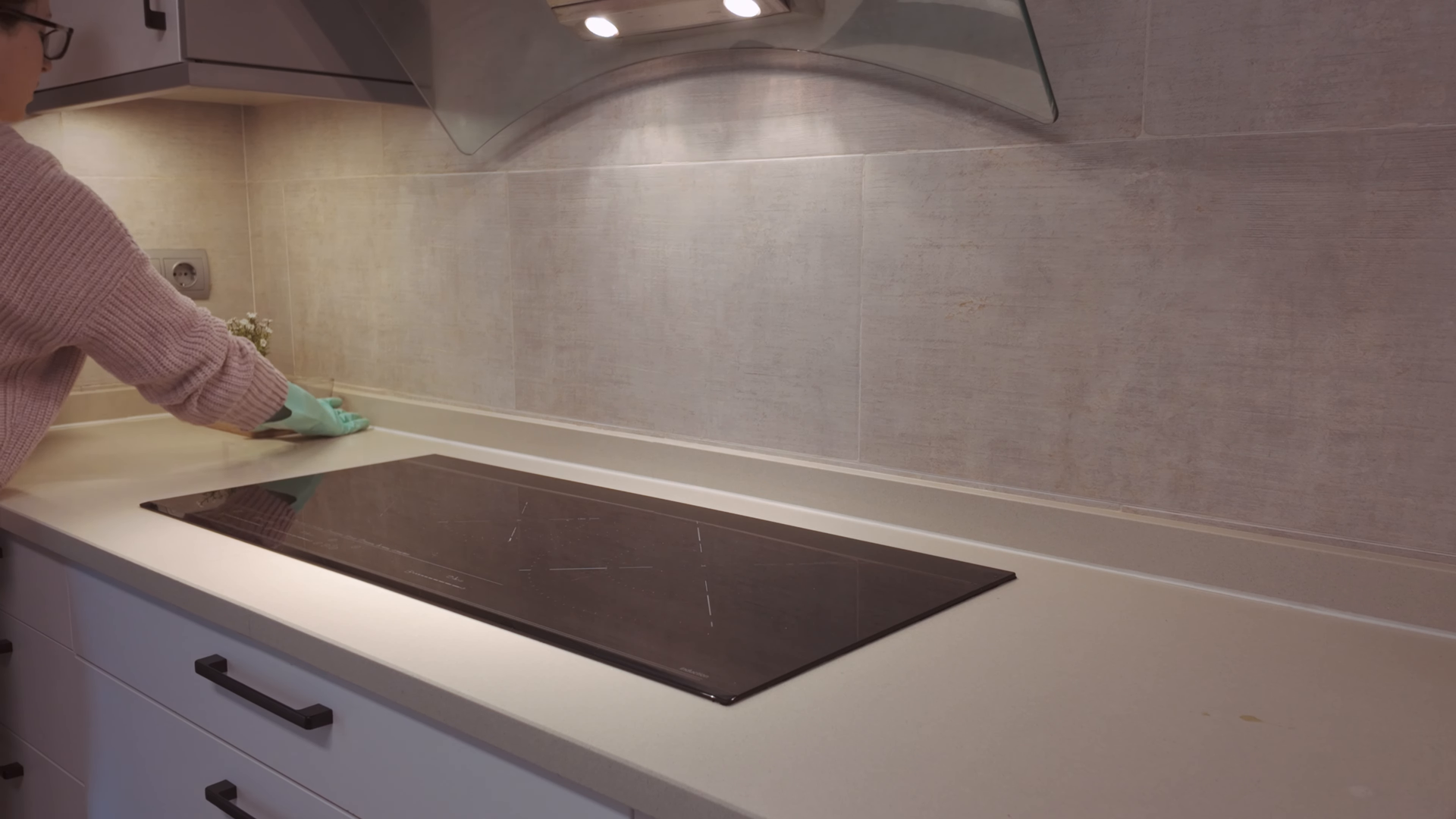Blind cleaning add-on for apartments in Long Island City Queens