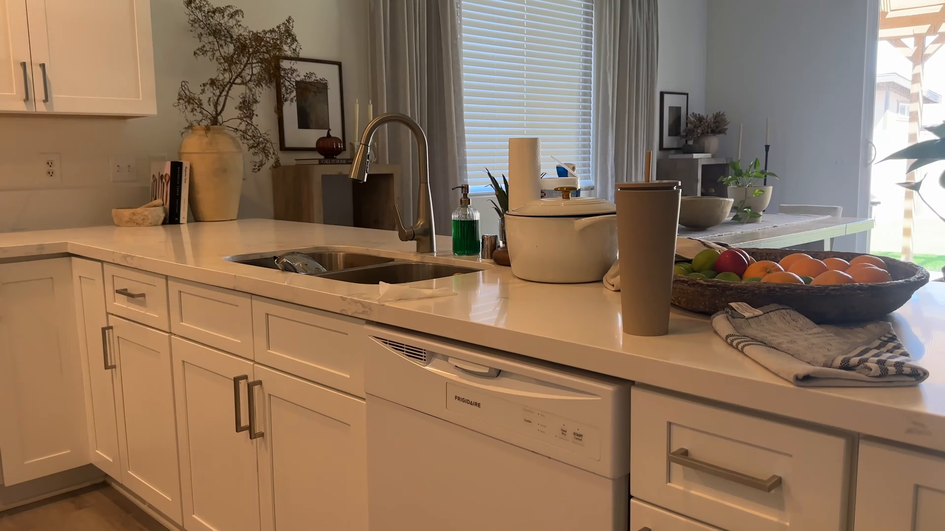Gleaming apartment interior after professional cleaning in Yorkville, Manhattan NYC