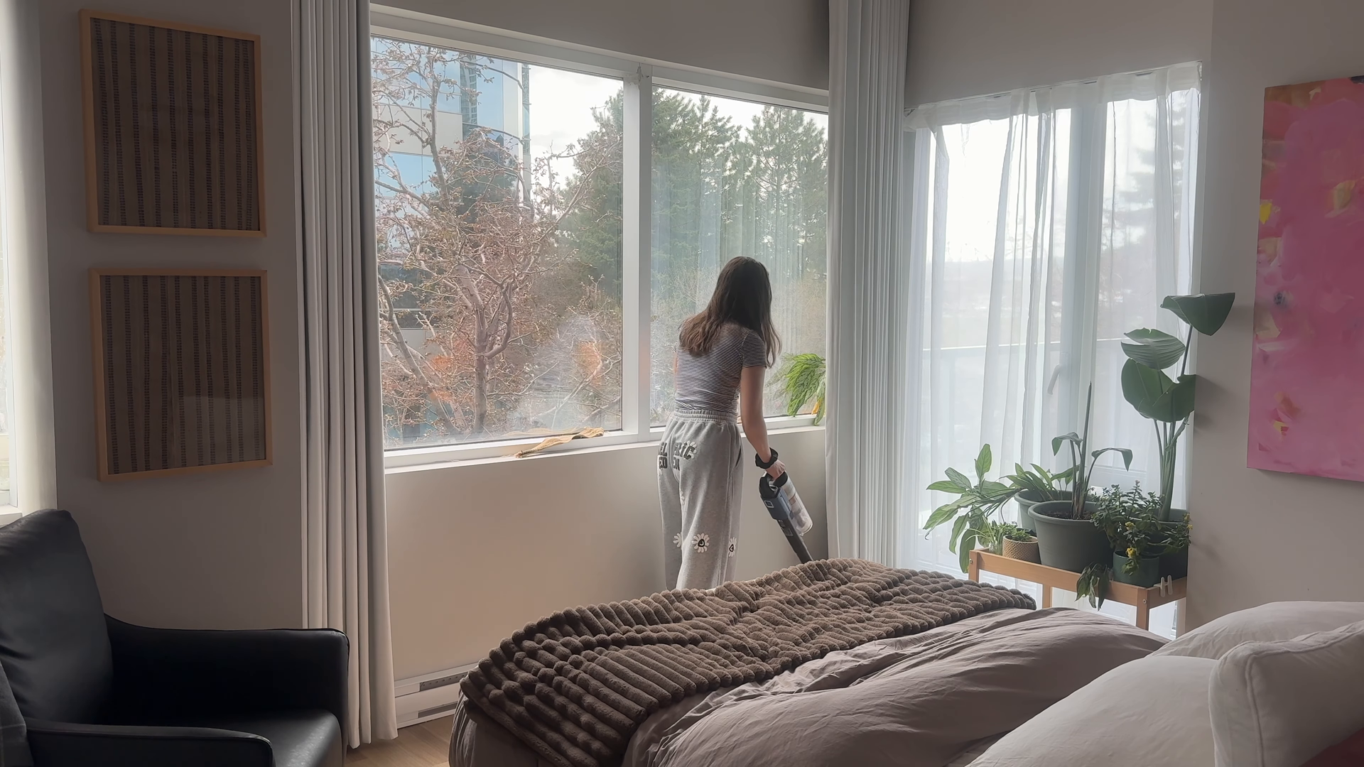 Clean Brighton Beach Brooklyn kitchen — choose a house cleaning gift card amount