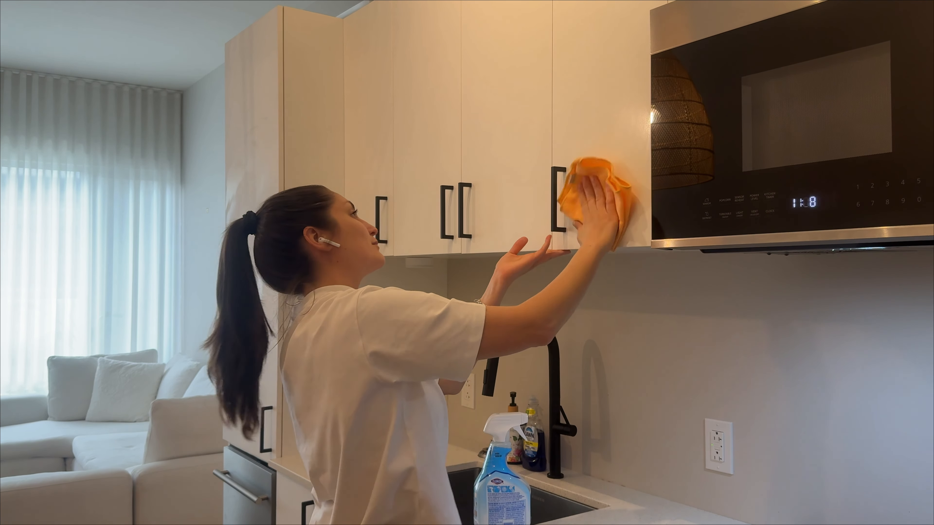 Professionally cleaned apartment in Chinatown Manhattan — house cleaning service across NYC boroughs