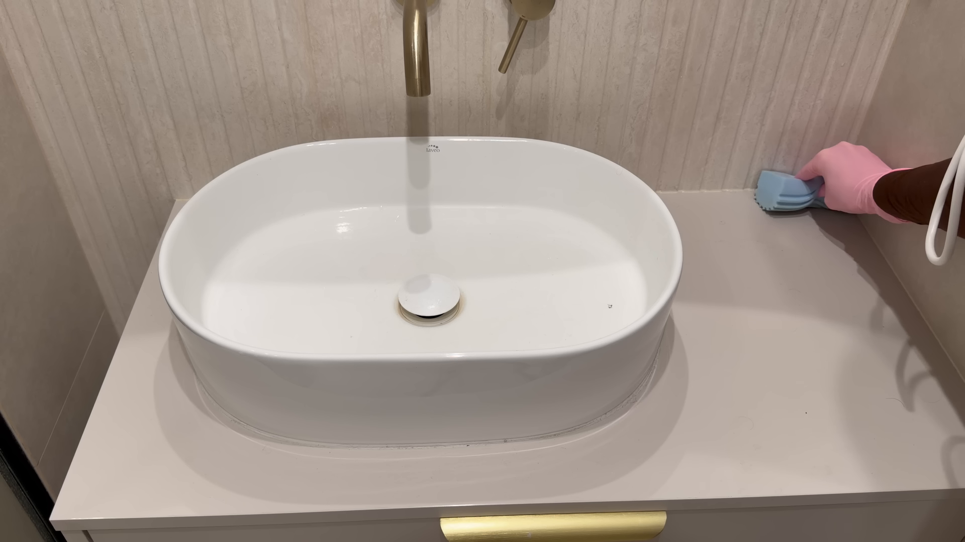 Professional cleaner working in a Murray Hill Manhattan apartment — NYC apartment cleaning cost guide