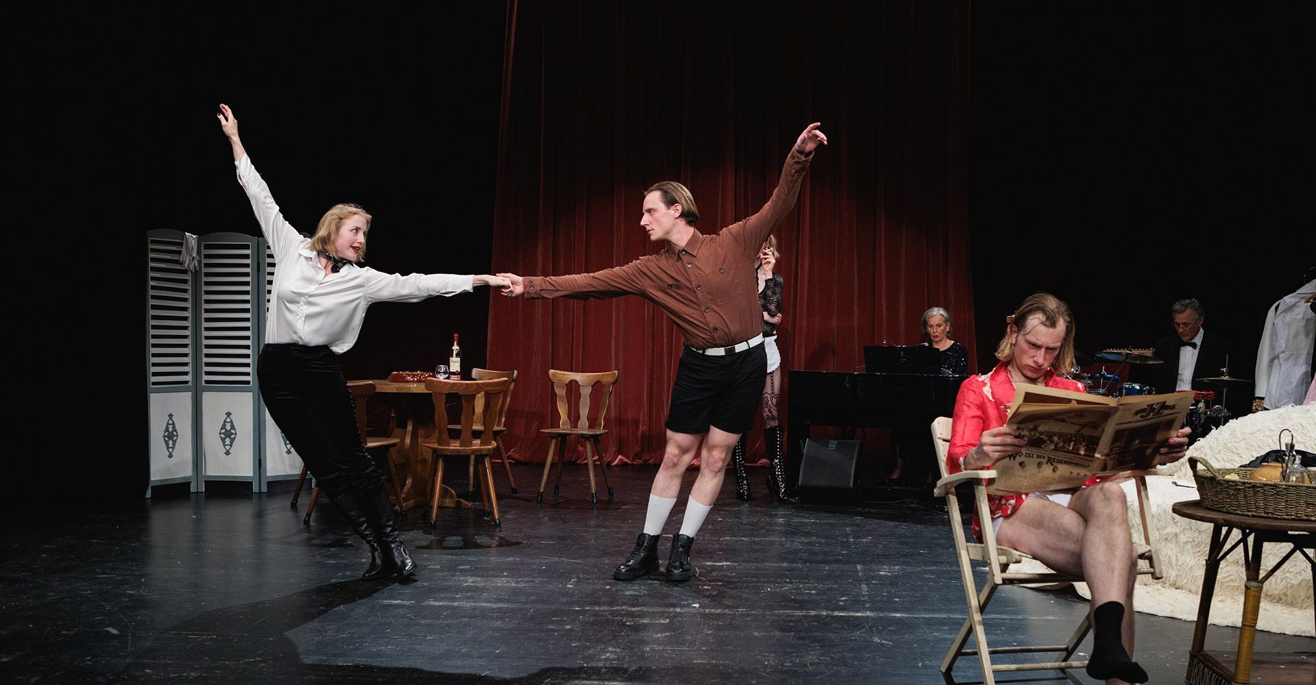 Jessica von Wehner als Schauspielerin in der Produktion Mephisto des Neuen Globe Theater Potsdam