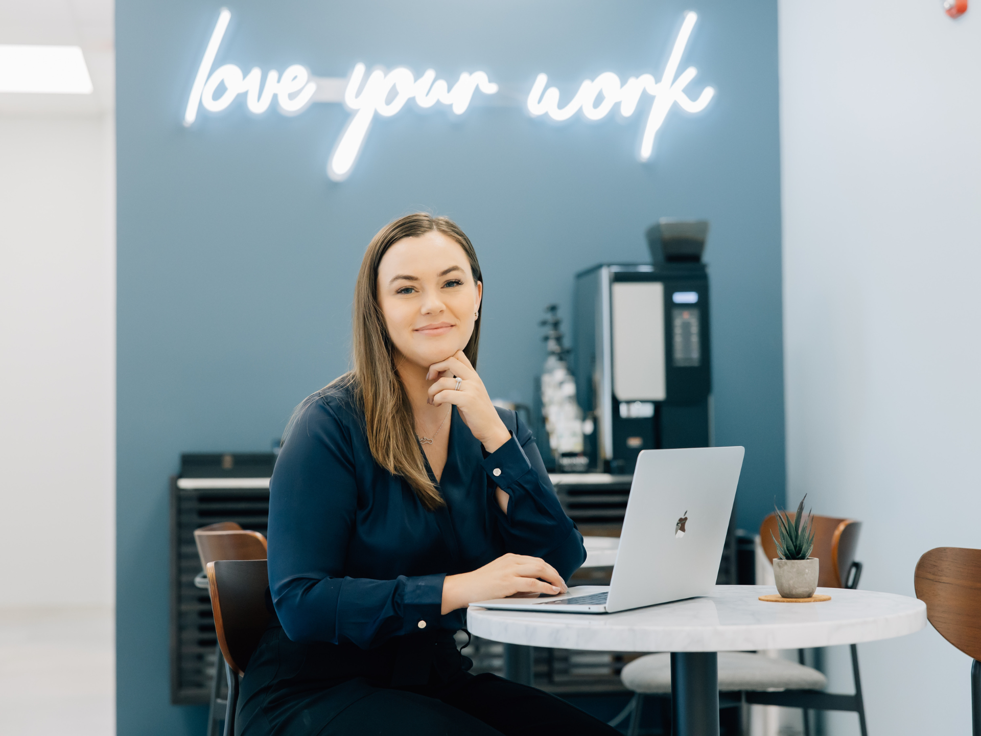 What are the Benefits of Using a Recruiter?