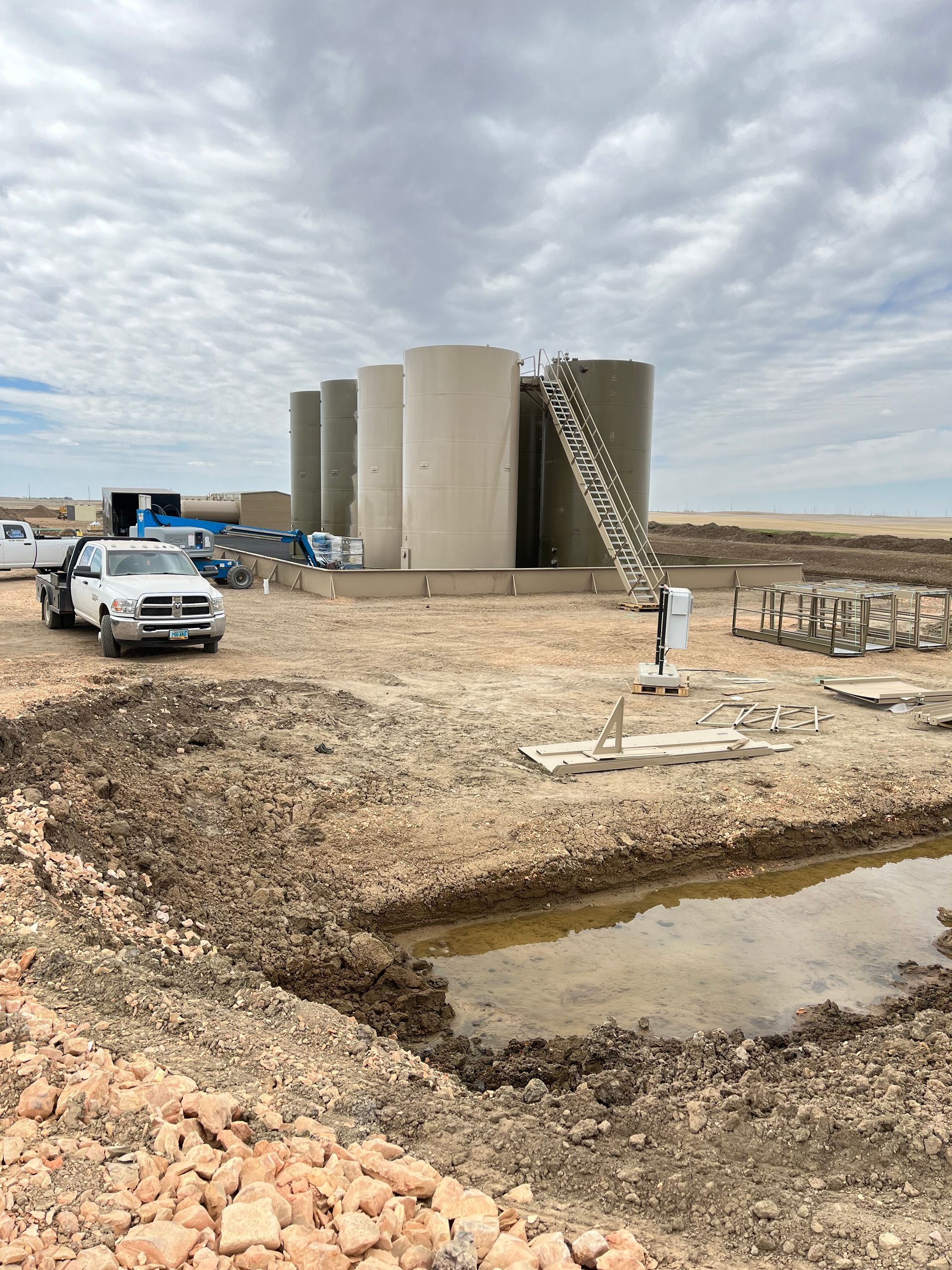 Sandblasting & Coating Tanks
