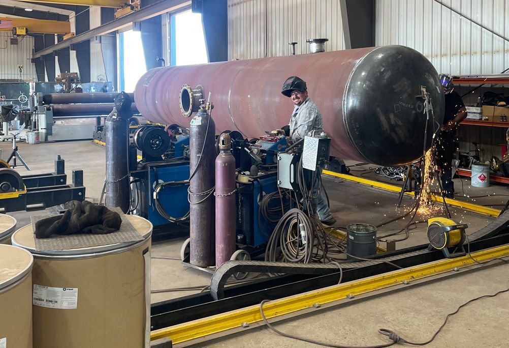 Tank welding work
