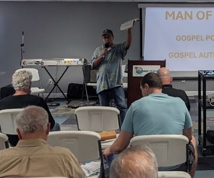 Small group interaction &mdash; Gospel-sharing practice