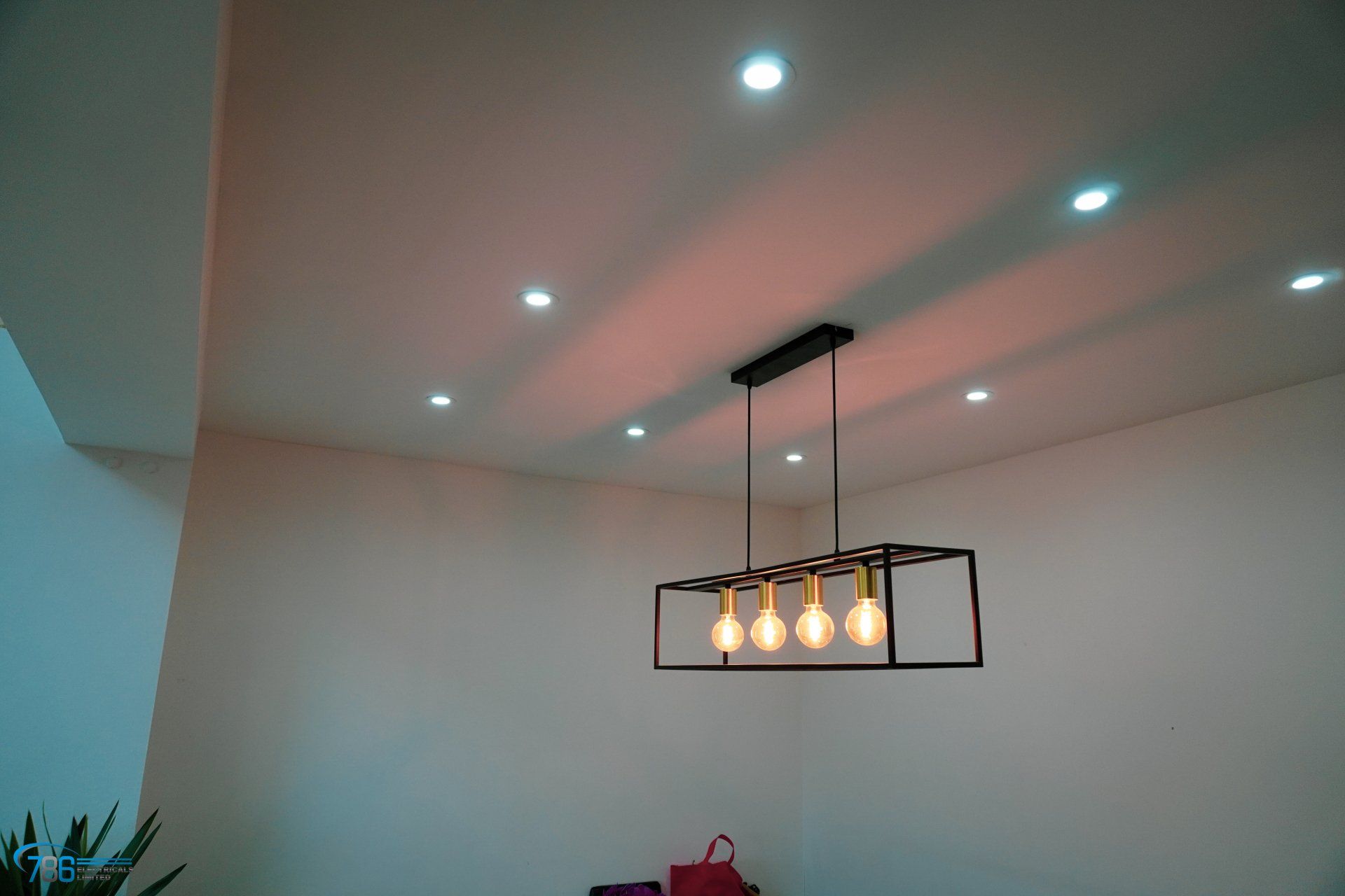 Modern industrial LED lighting in Clarendon Park LE2