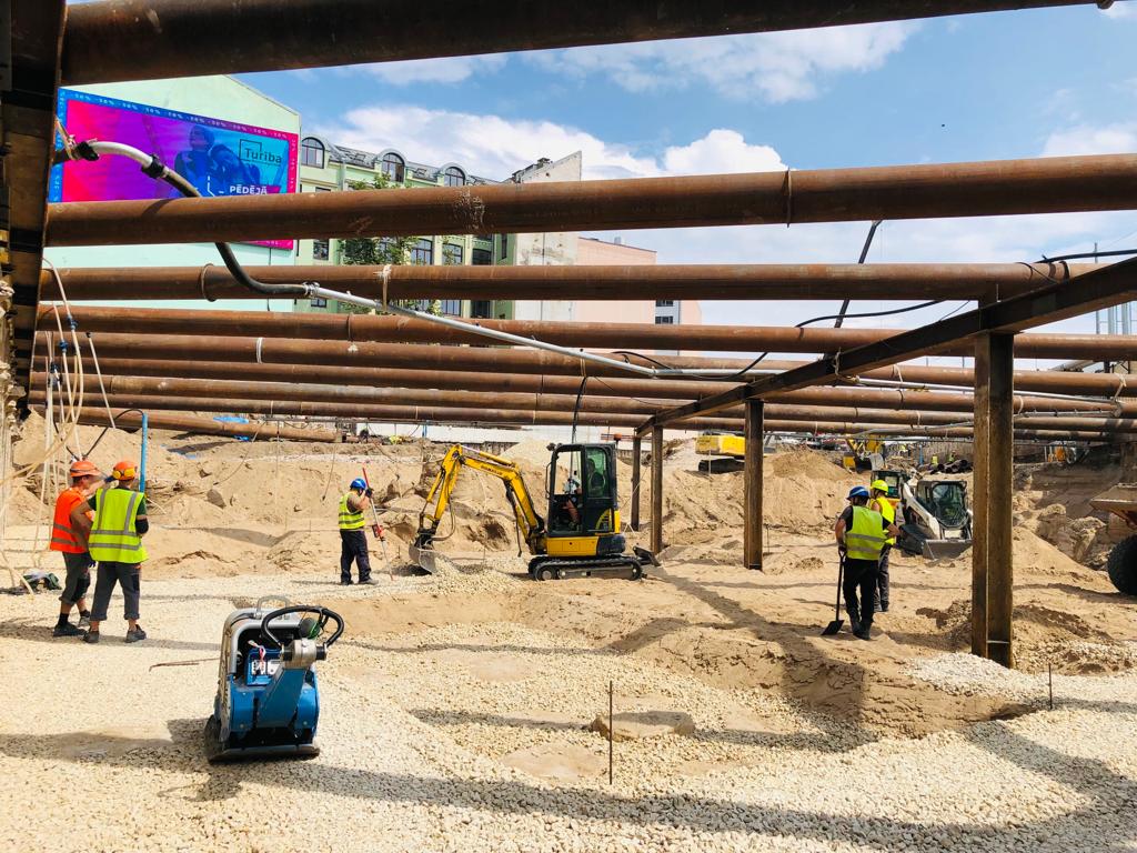 Rievsienu un metāļa spraišļu sistēmas konstrukciju izveide