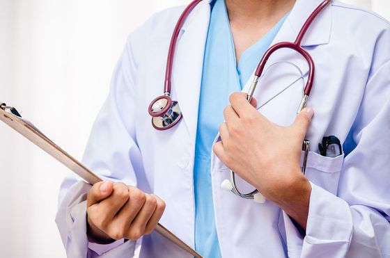 M&eacute;dico Neurocirujano especializado en cirug&iacute;a de columna