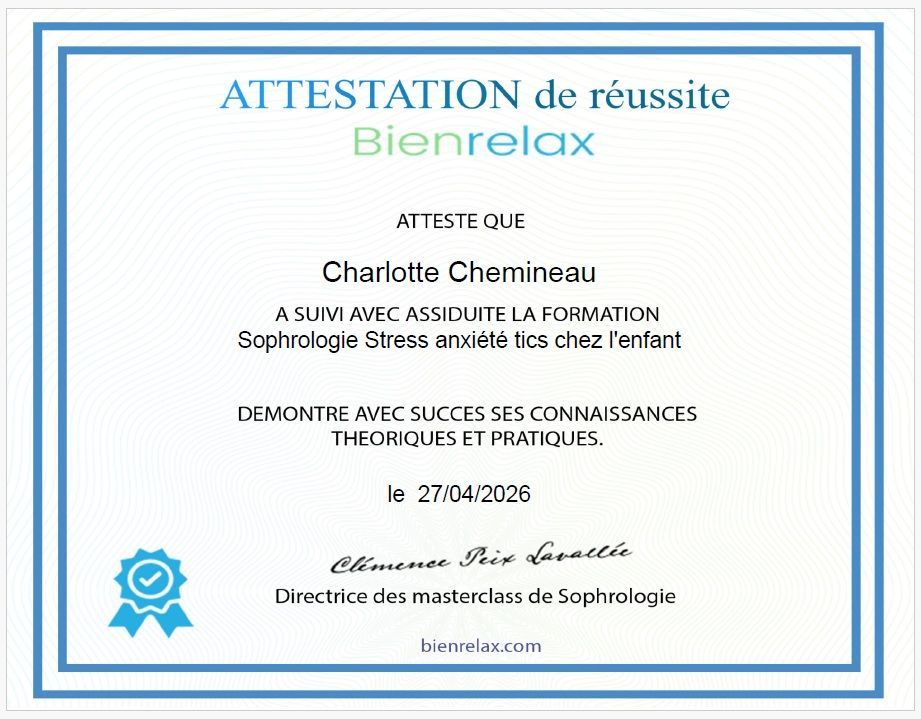 Attestation de réussite Bienrelax avec cadre bleu, nom Charlotte Cheminau et date du 27/04/2026