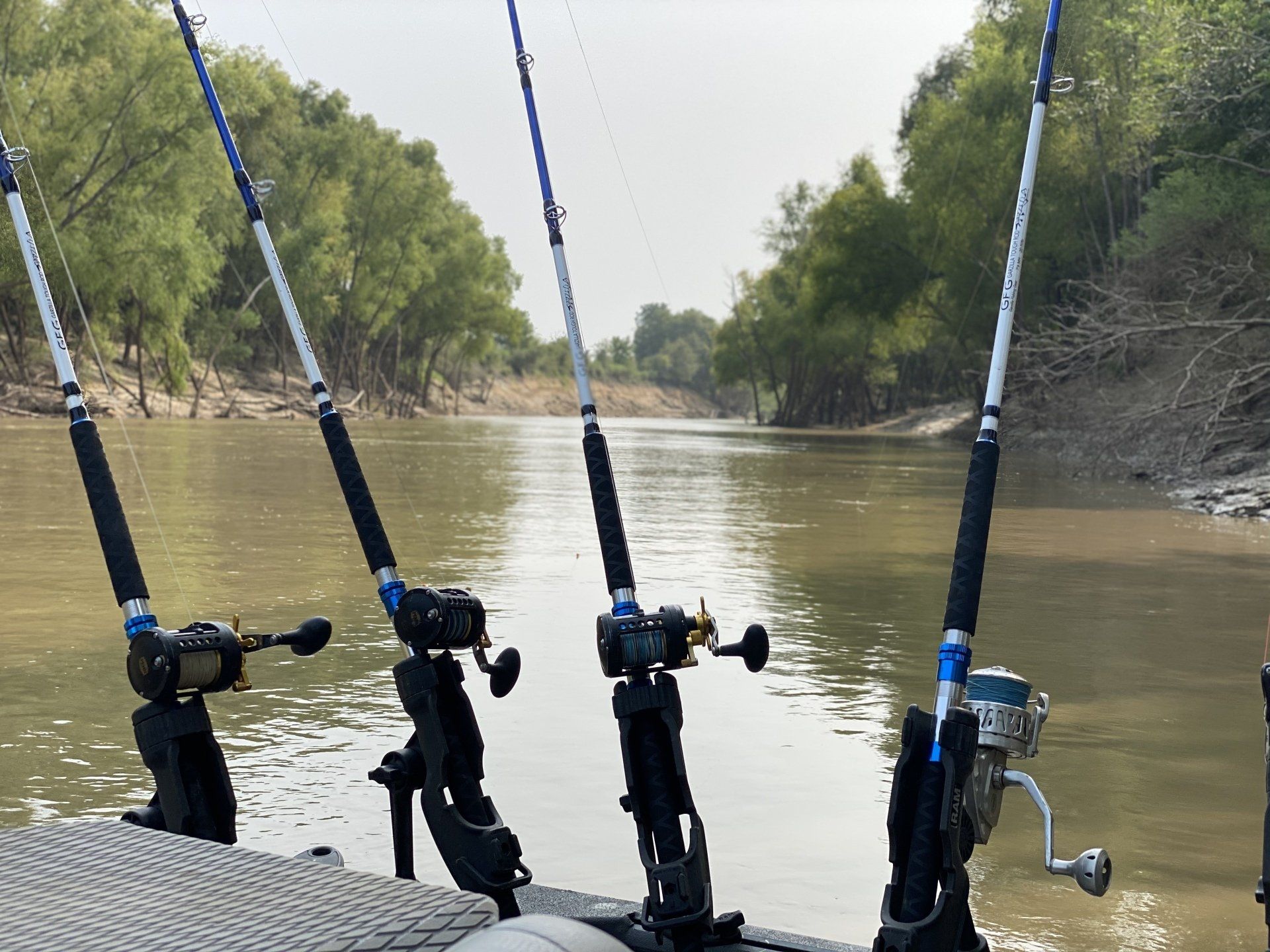 Trinity River Gar Guide