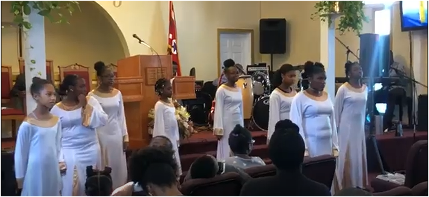 Sunday worship congregation