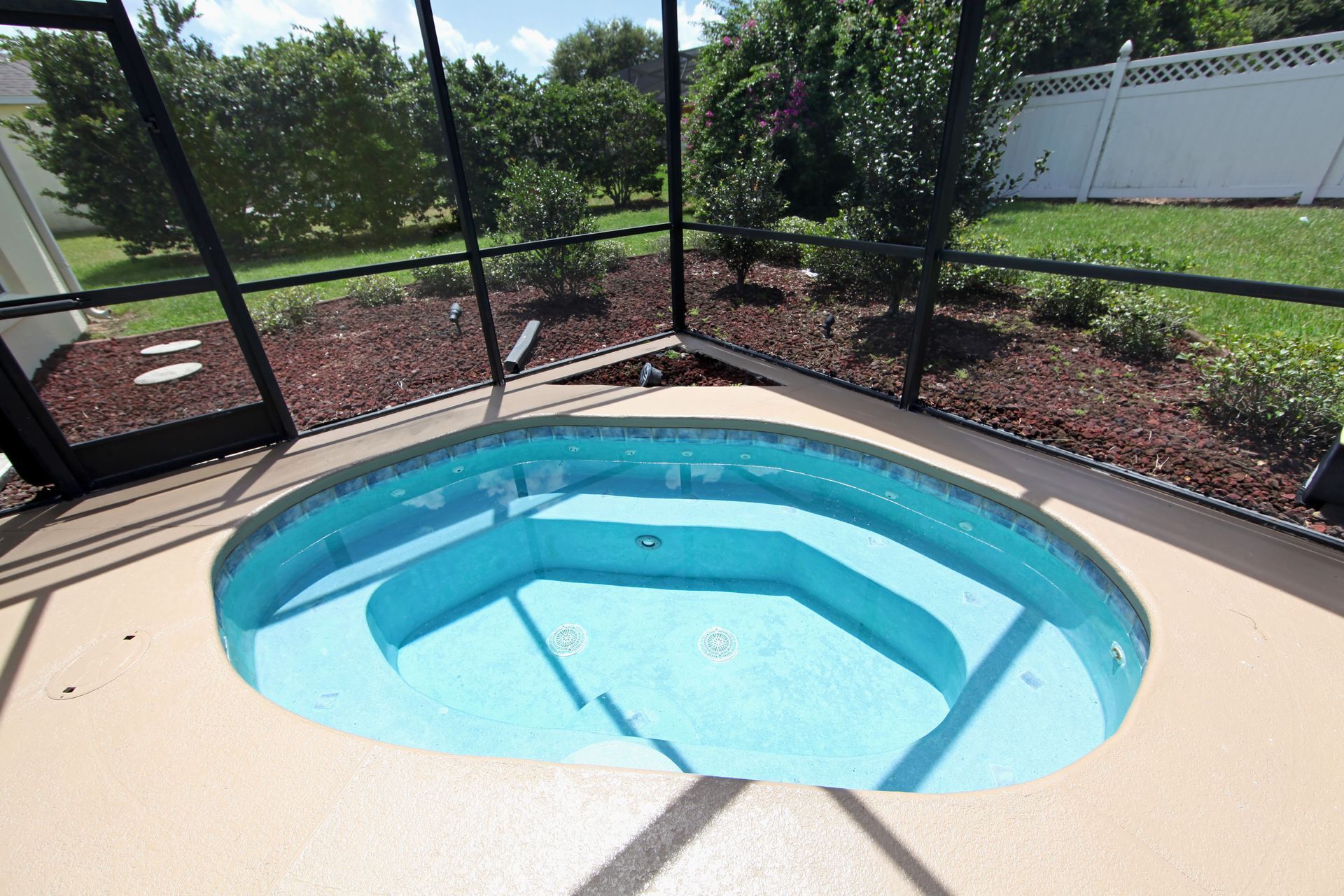 From Vision to Reality: How Pool Builders Turn Backyard Dreams Into Blueprints