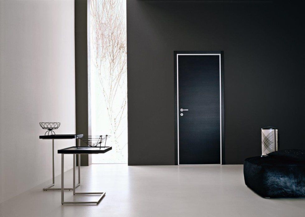 Porta blindata scura