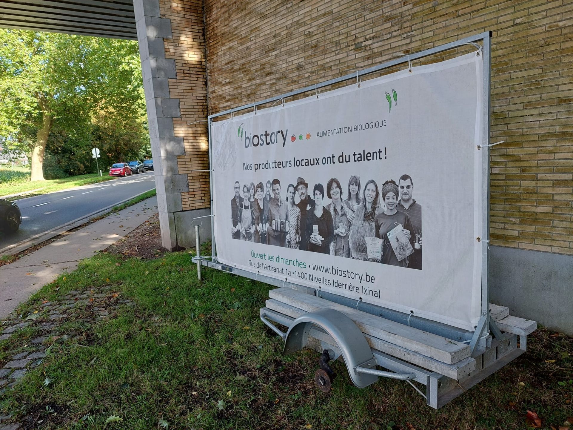 Street marketing - remorque publicitaire- affichage sur route