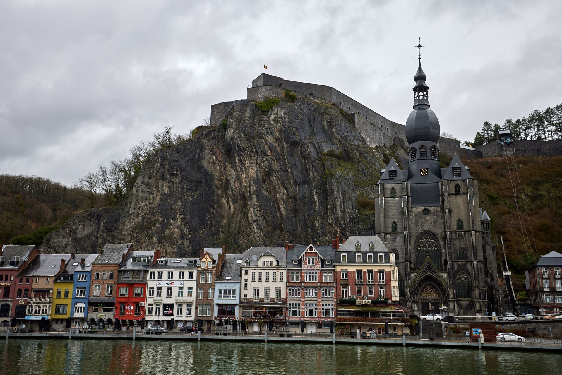 Toutes-boîtes à Dinant