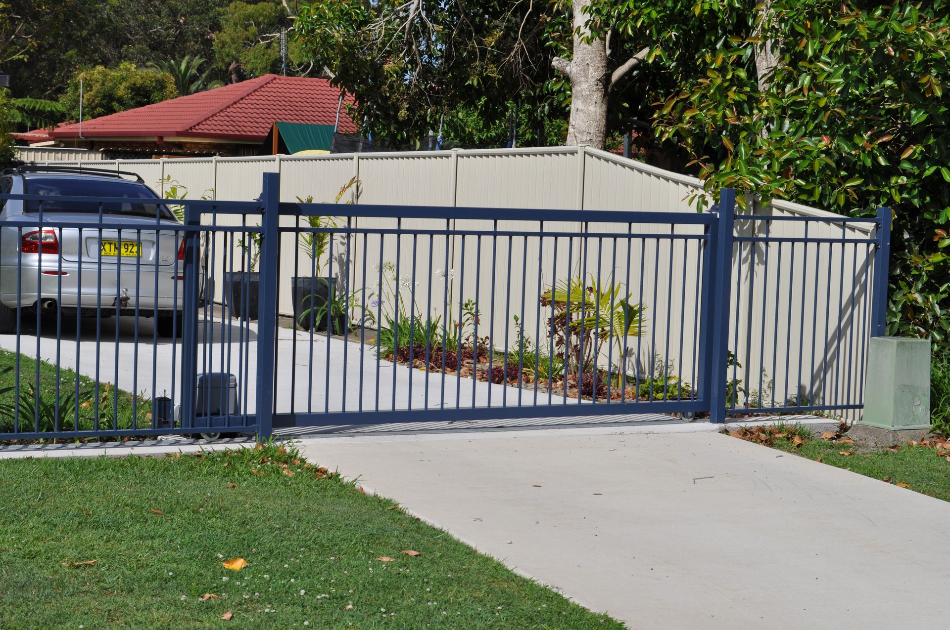 Automatic Gates in Coffs Harbour | Watsons Aluminium