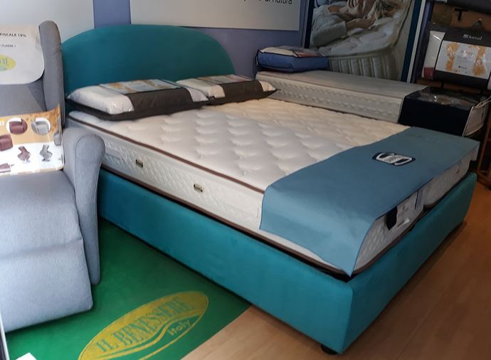 Materasso ergonomico con guanciali