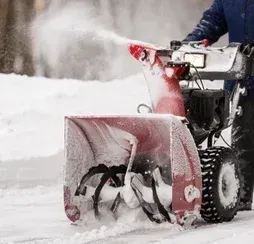 snow and ice management in upper brookville ny