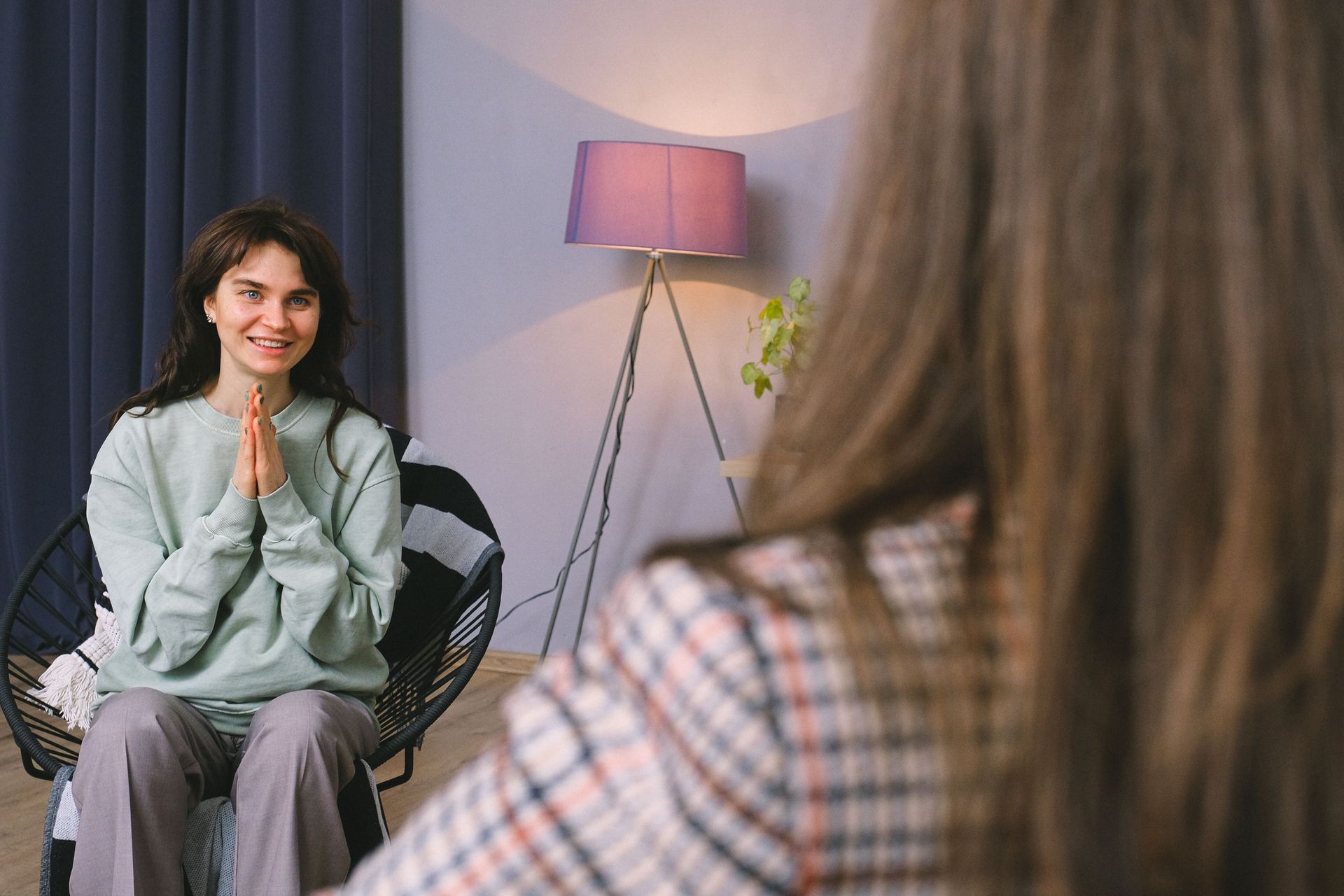 Comfortable virtual counseling space