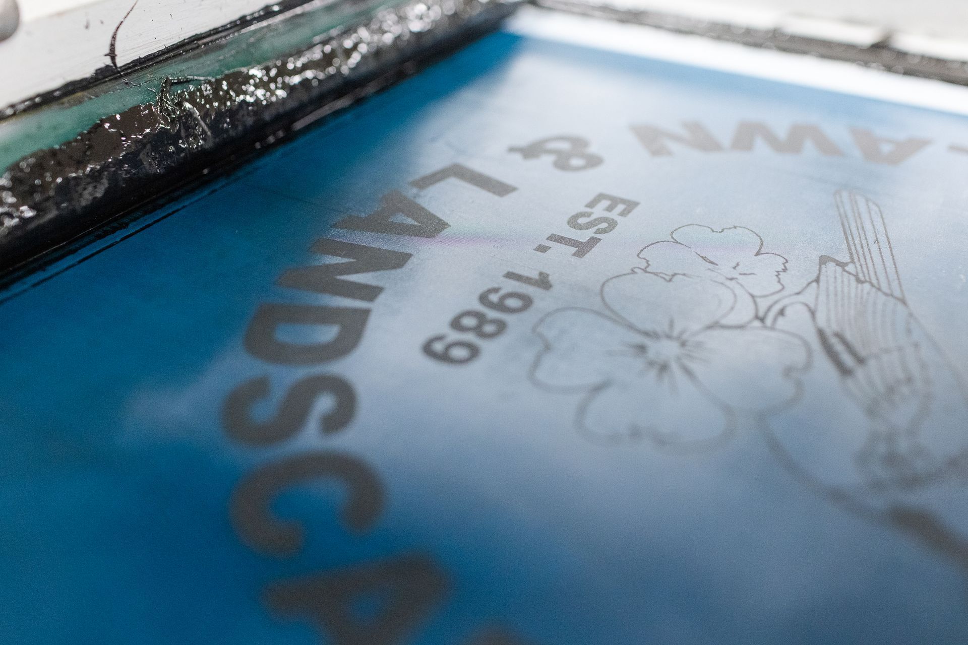 Screen Printing Near Me: Printing Automatic Station