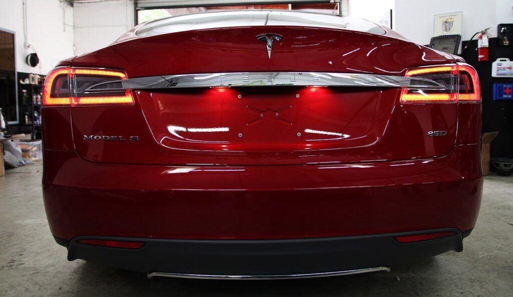 Tesla p85