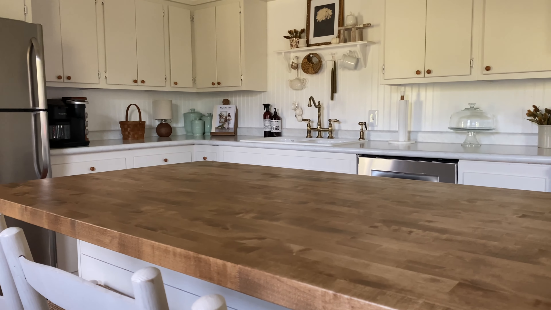 Kitchen surfaces wiped down in a Bayside apartment