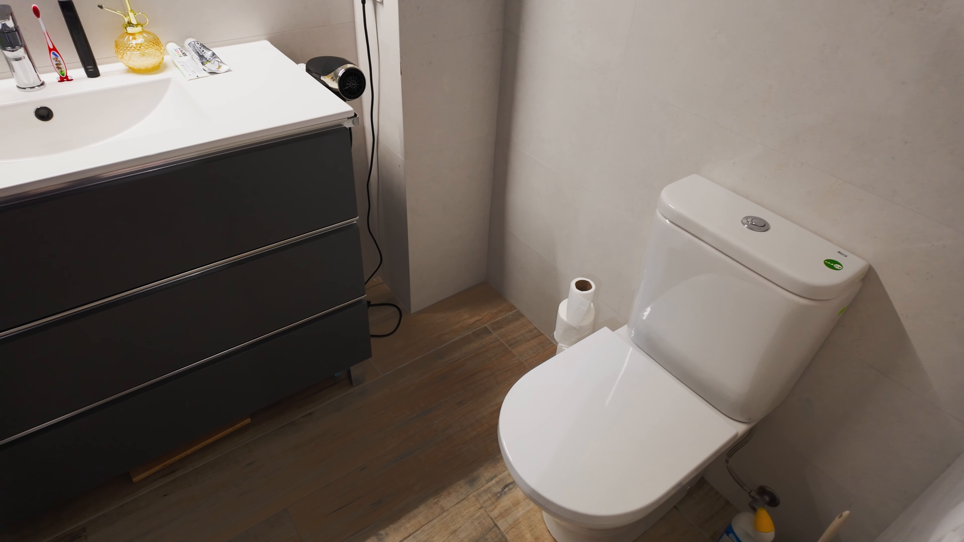 ditmars steinway queens studio apartment cleaning green hands cleaning services