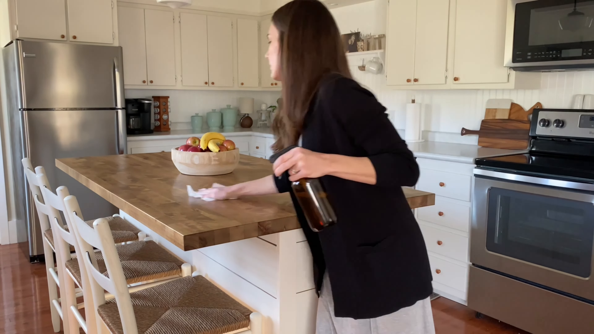 Long Island City Queens tile and grout cleaning Green Hands Cleaning Services