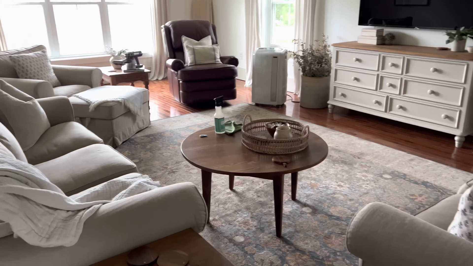 Long Island City Queens townhouse cleaning service Green Hands Cleaning Services