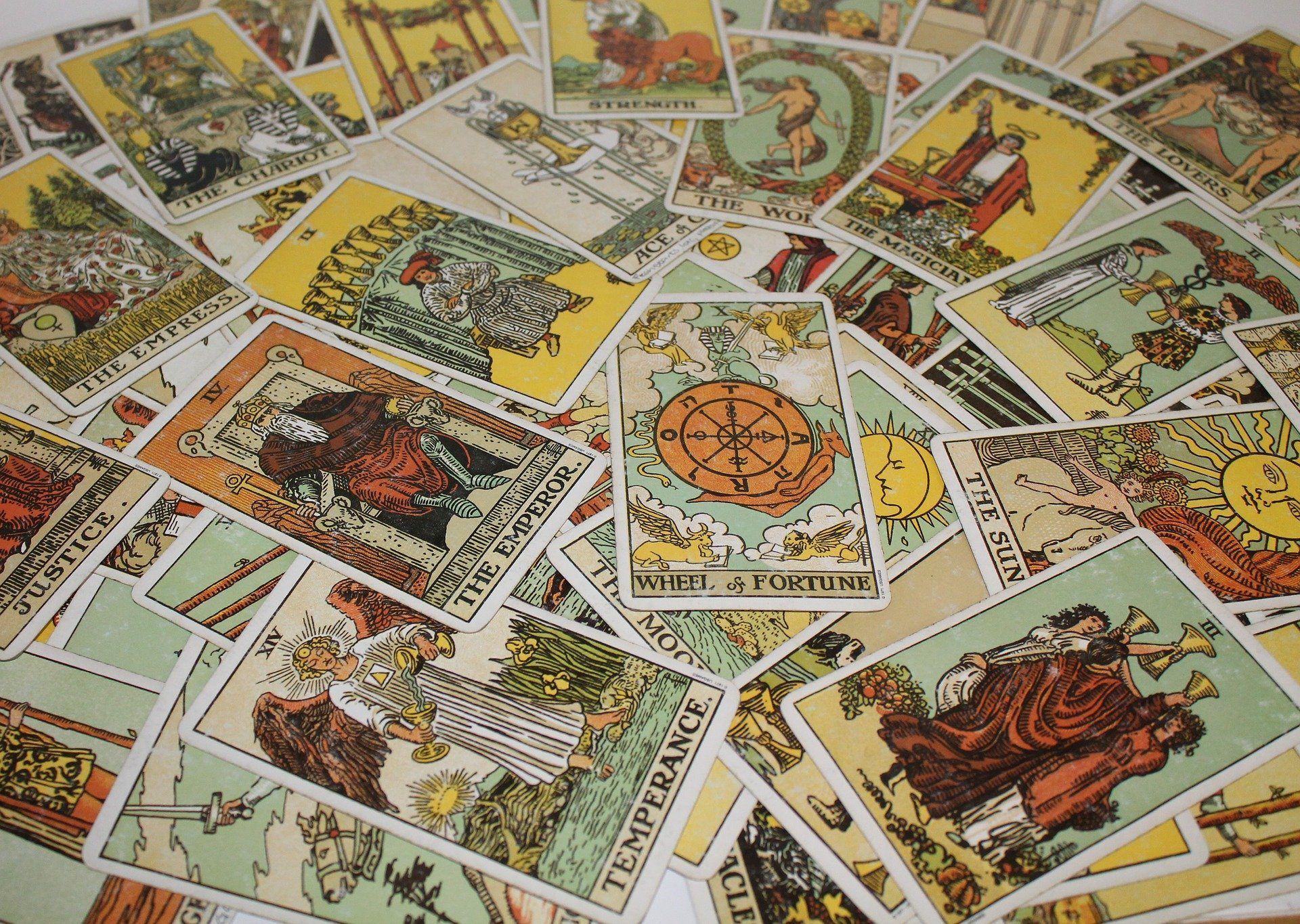 Tarot | Tarot Terapéutico | Evolución | Tarot Evolutivo | Psicotarot 
