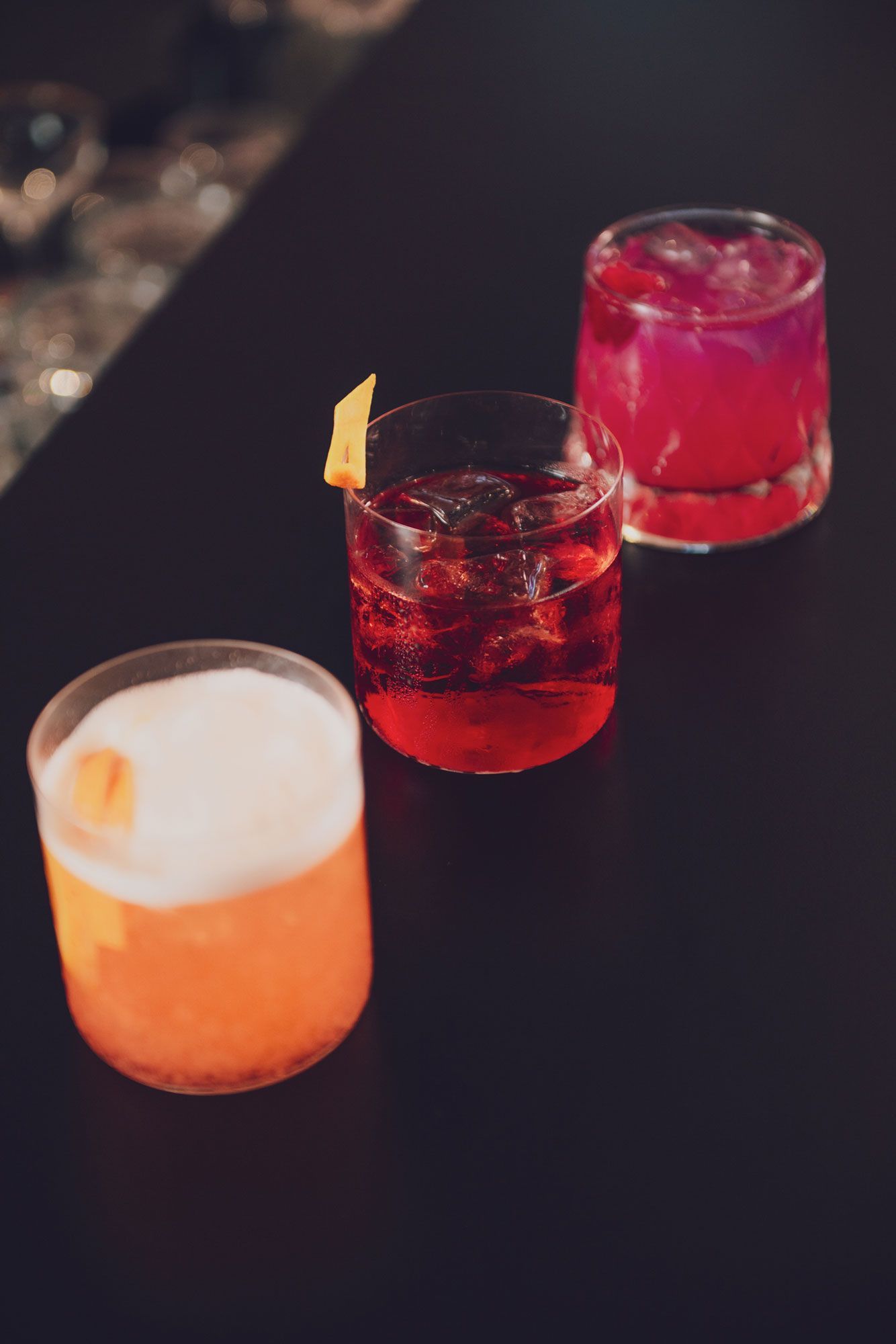 tre cocktail di colori diversi