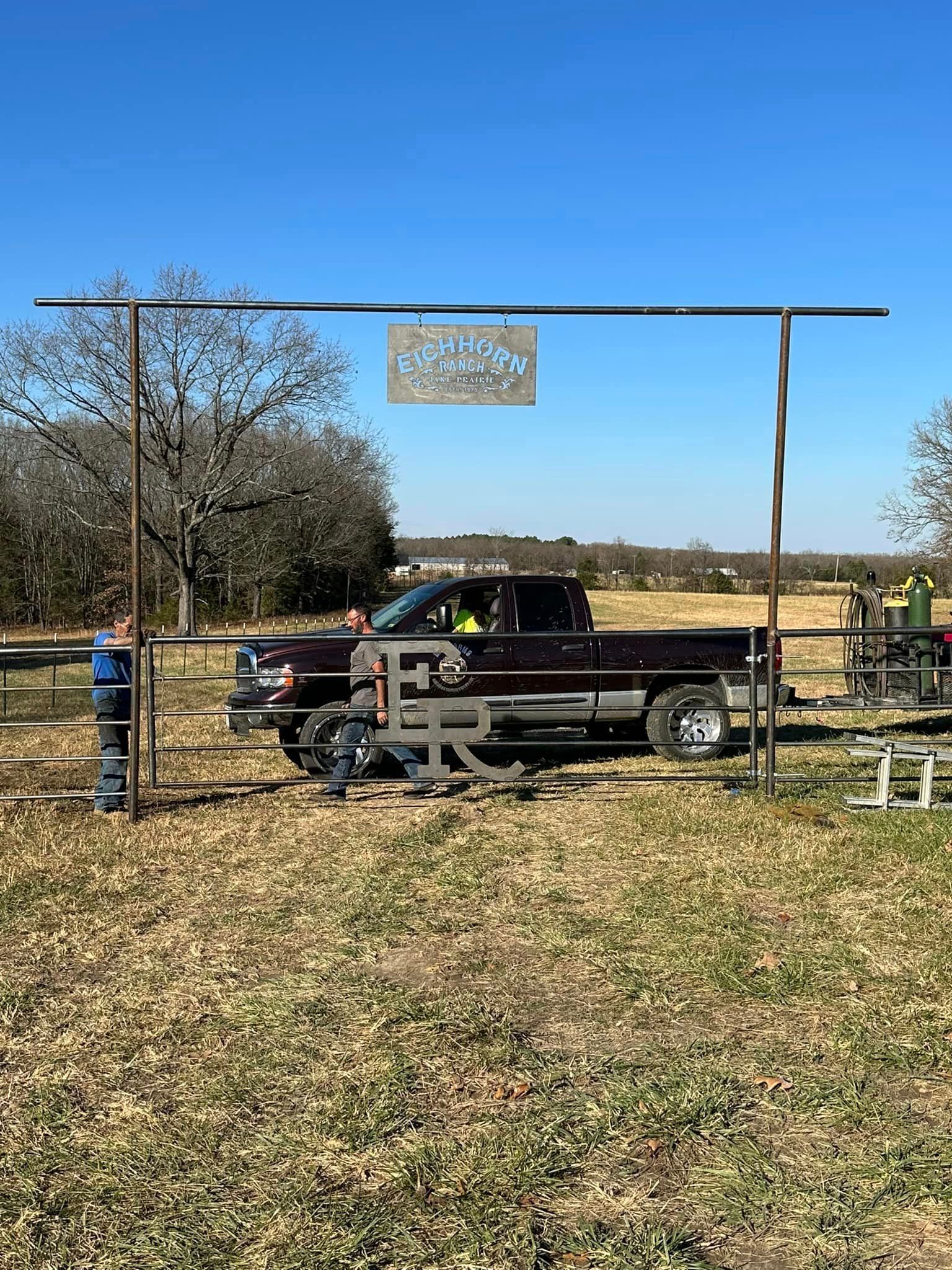 custom welded gates salem mo