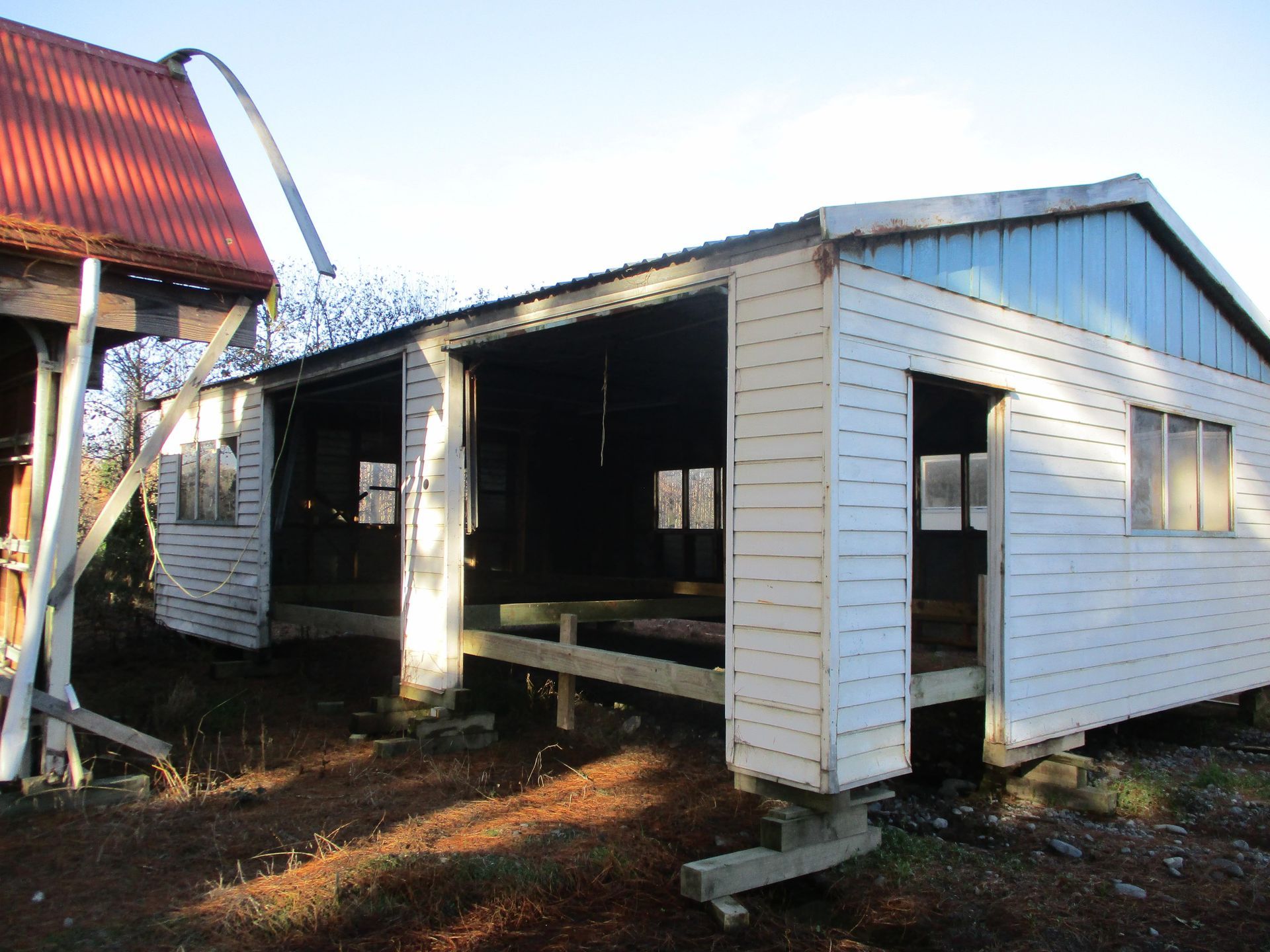 BL0073 - 2 car garage
