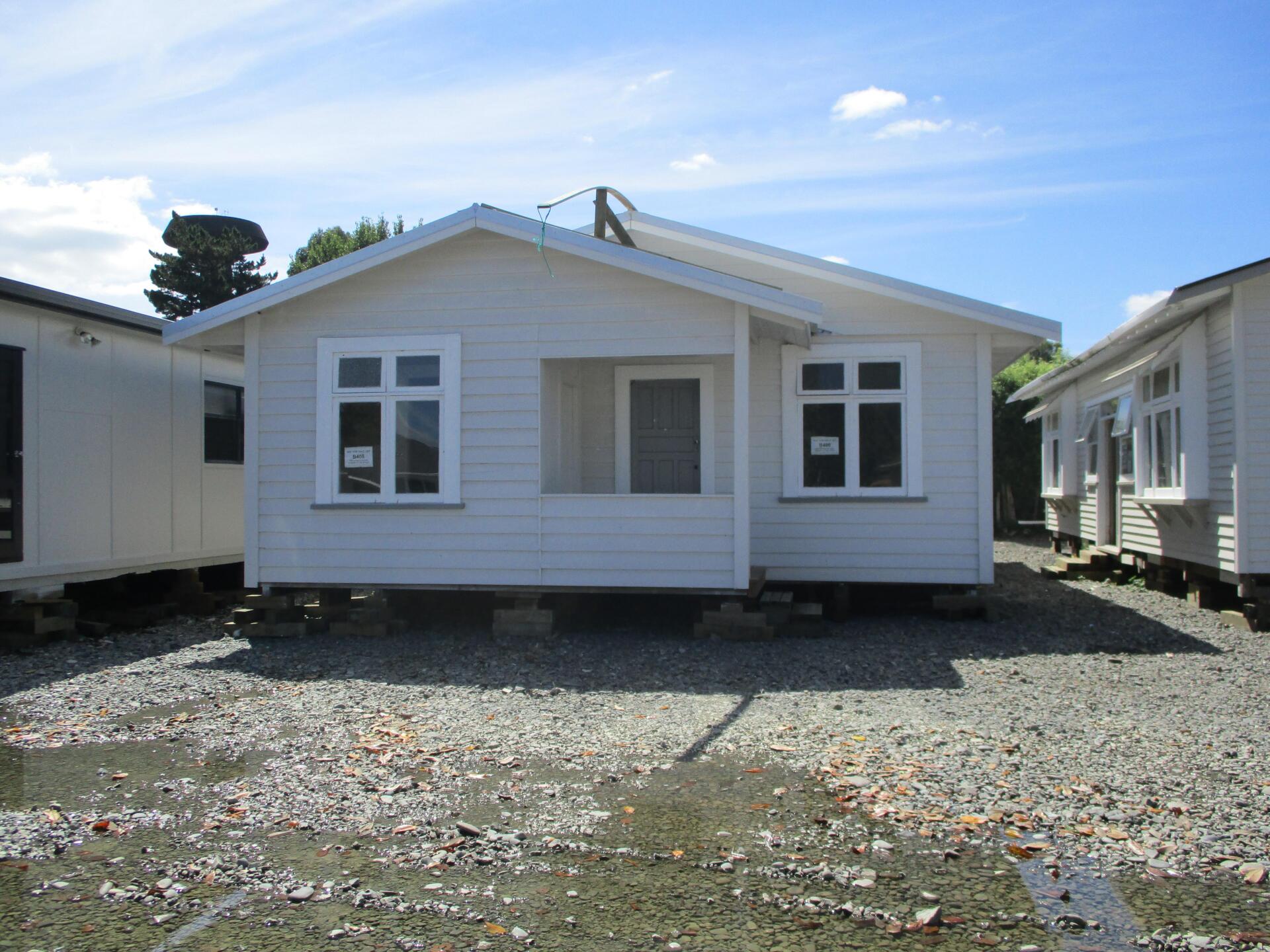 B408 - 2 Bedroom doer upper