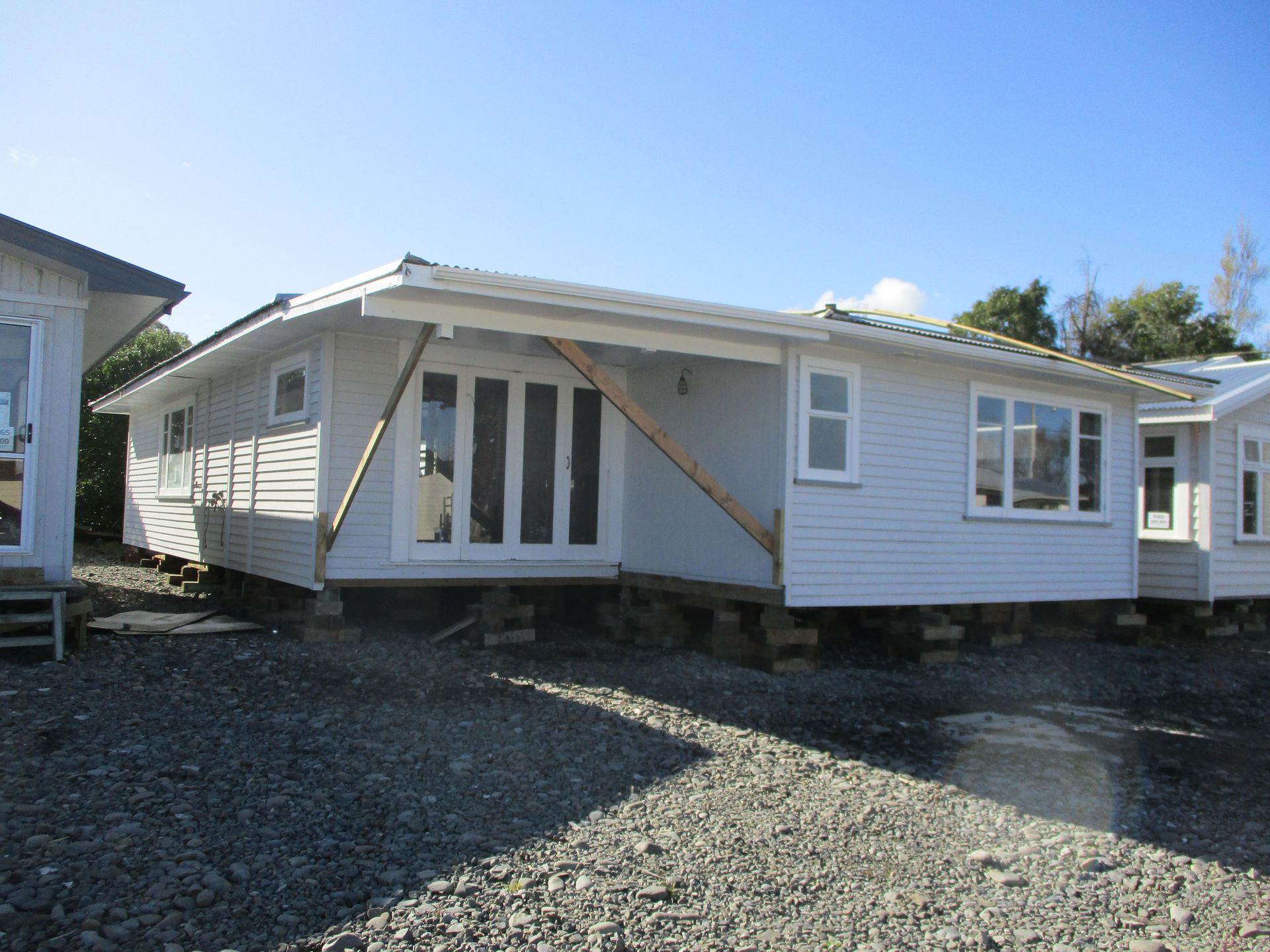HB0067 - 3 bedroom open plan shell - needs internal cladding