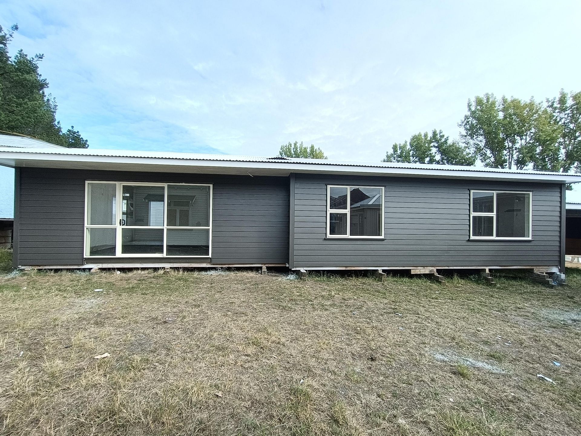 HB0136 - 3 bed home that comes with garage attached HB0136 - 3 bed home that comes with garage attached