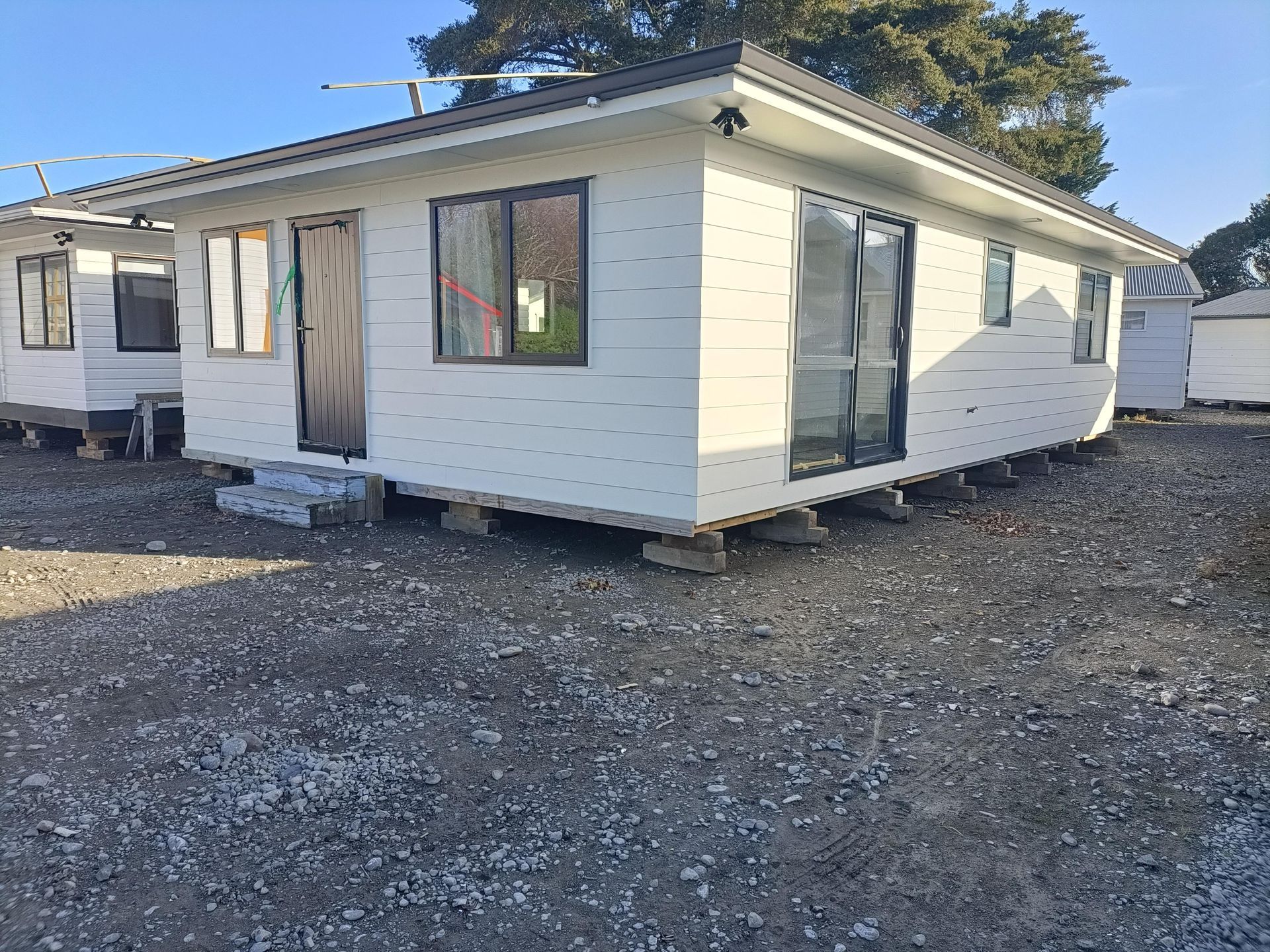 BL0182 - Modern fully finished 2 Bedroom home
