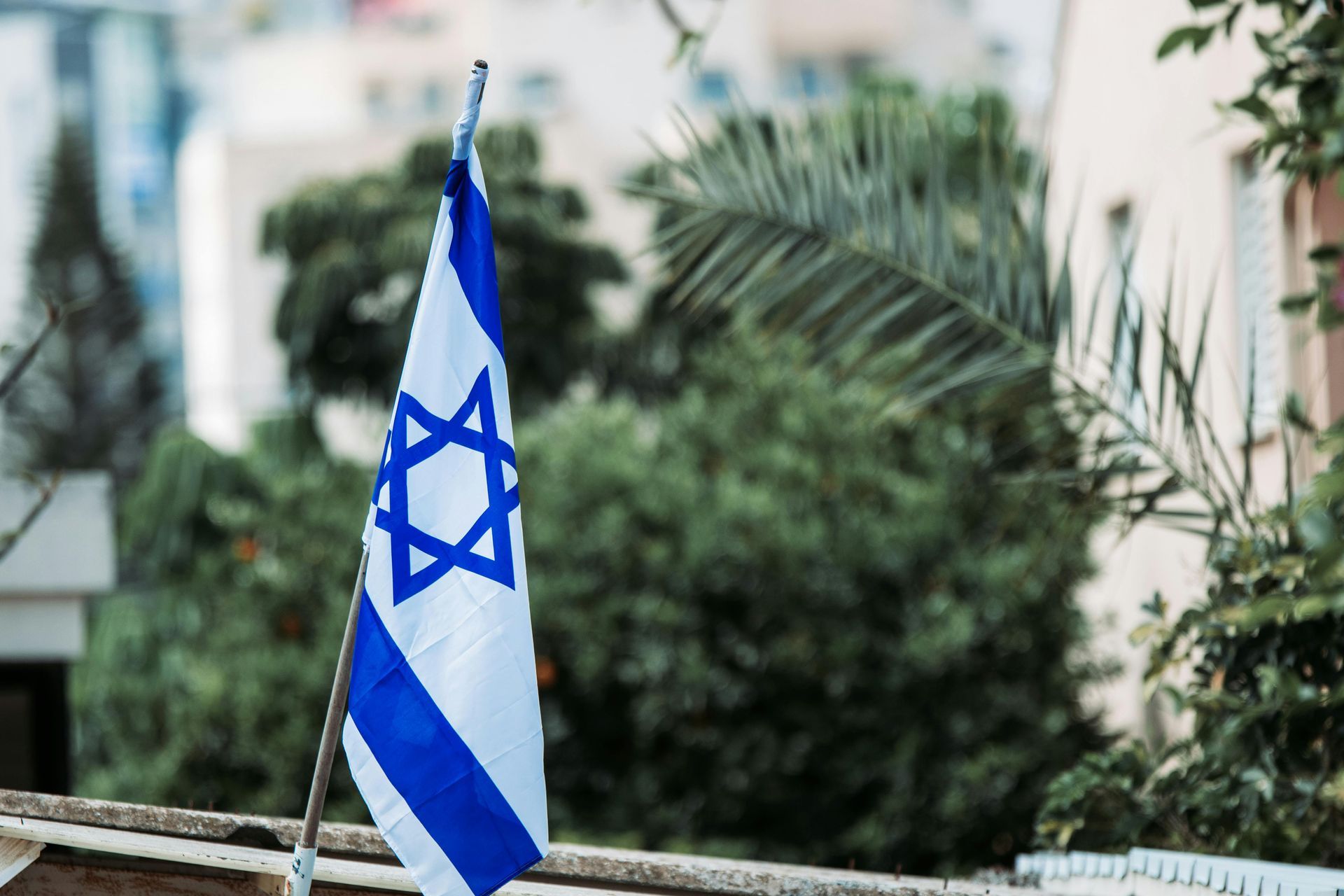 בקשה שהגיש אב להורות על החזרה מיידית של קטינים שהועברו בידי אמם מפתח תקוה לזכרון יעקב נדחתה, תוך שבי