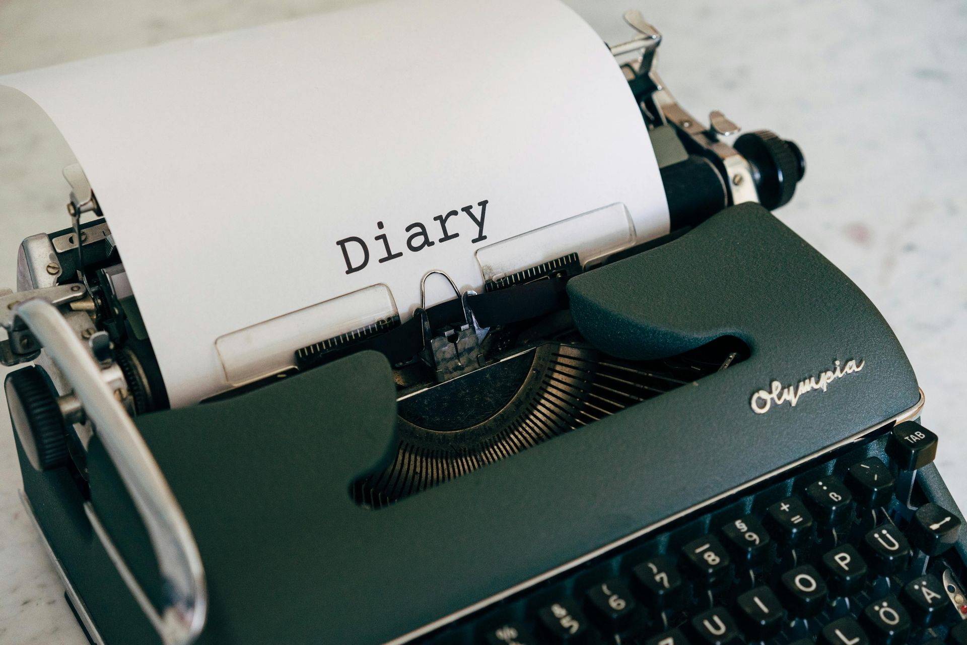 Wat is een blog? Typemachine met het woord Diary