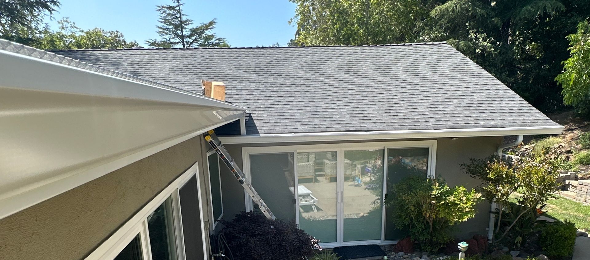 white gutter installation