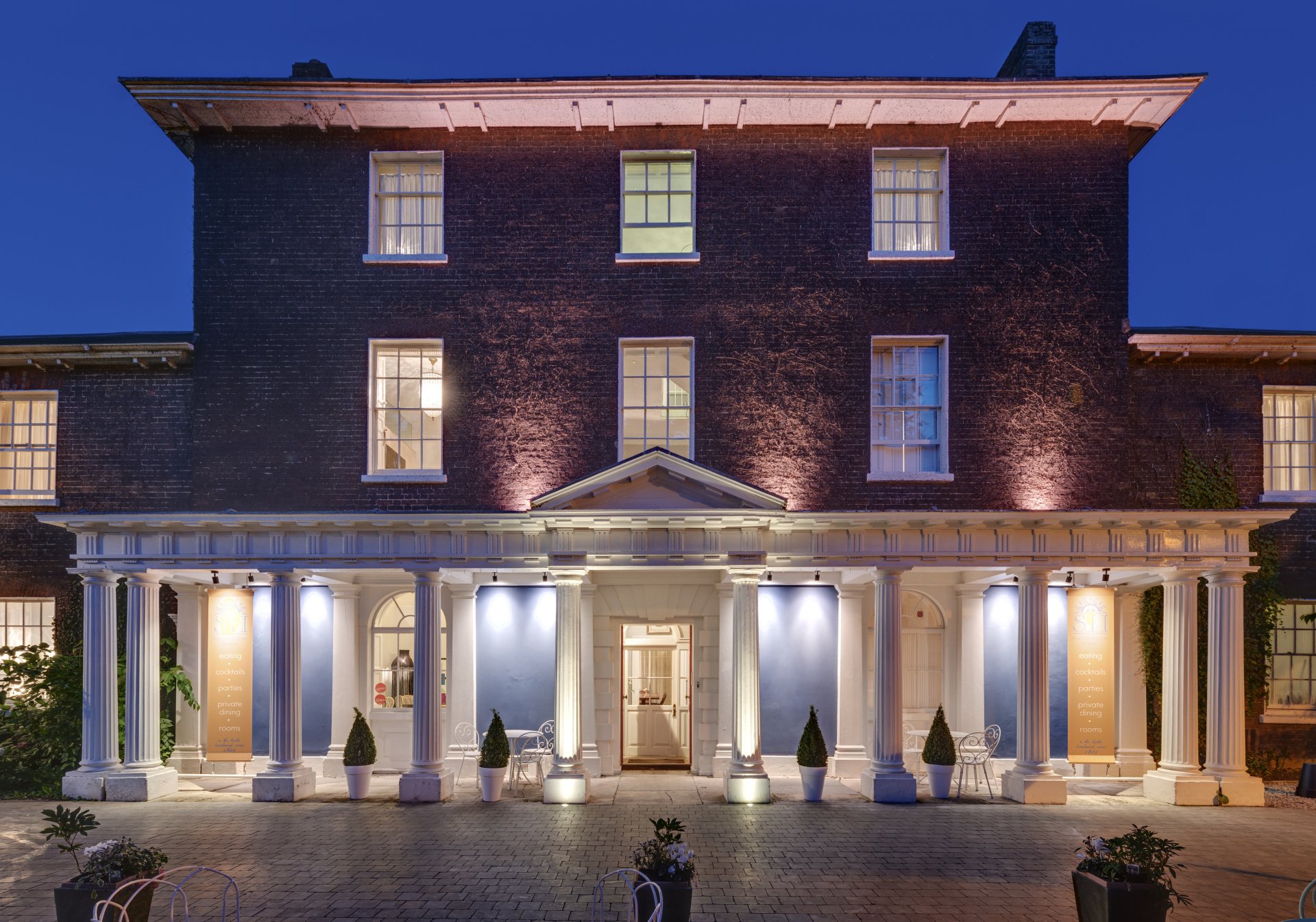 Southernhay Gardens Exeter Parking Fasci Garden